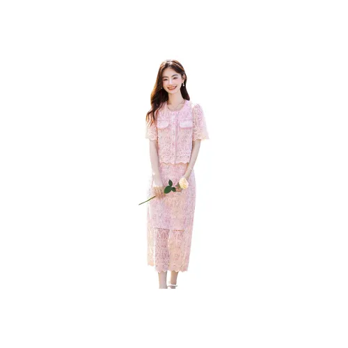 Like The Age Of Water Skirt Set Women's Pink