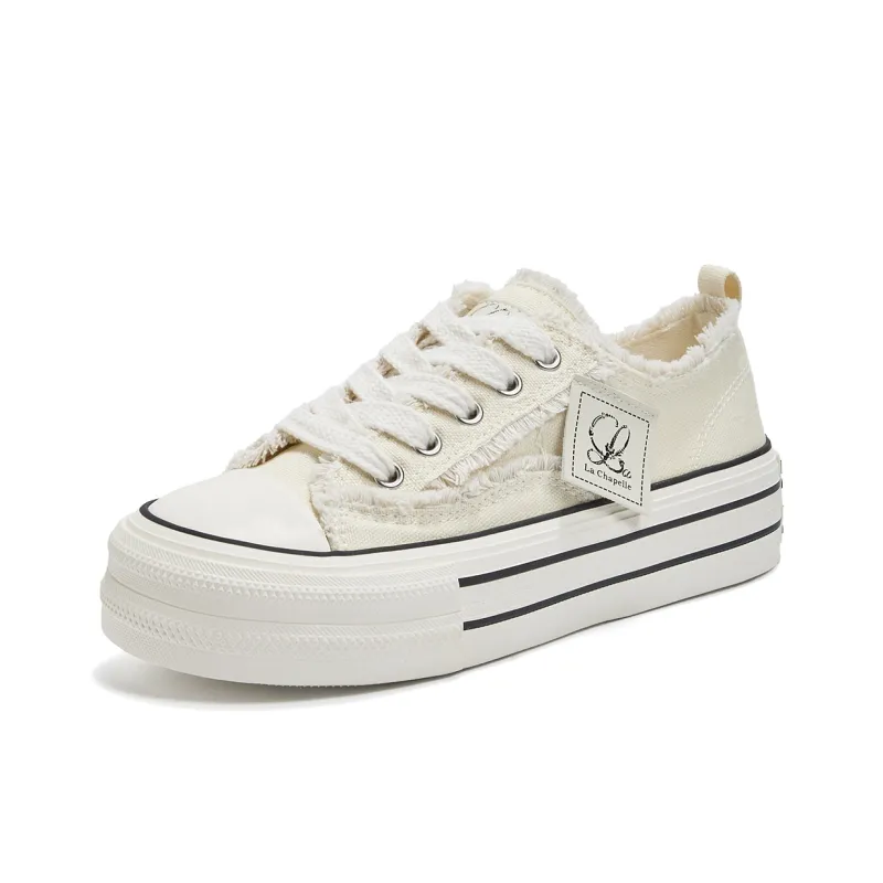 La Chapelle Abrasion Resistant Low Top Canvas Shoes Women's Beige Black-1