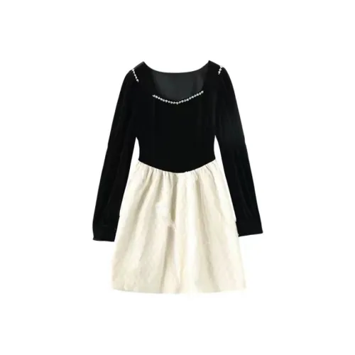 Lookinto Long Sleeved Dresses Women's Black