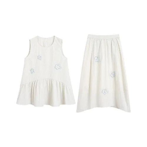 ZIHAN Casual Suit Women's White Base With Blue Stripes