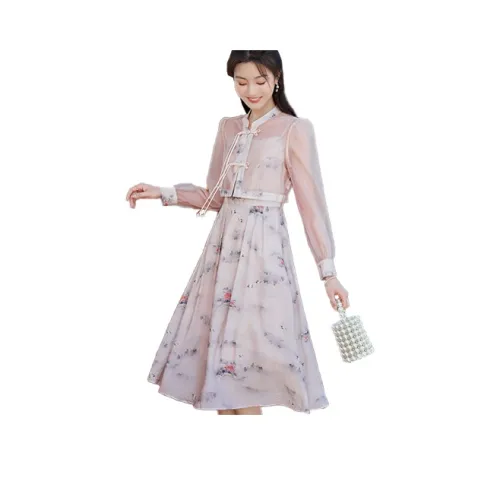 Like The Age Of Water Skirt Set Women's Pink