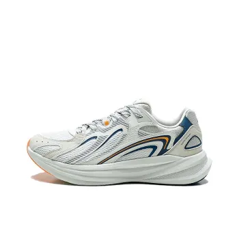 QIAODAN Anti Slip Wear Resistant Low Top Casual Running Shoes Men's Ecru