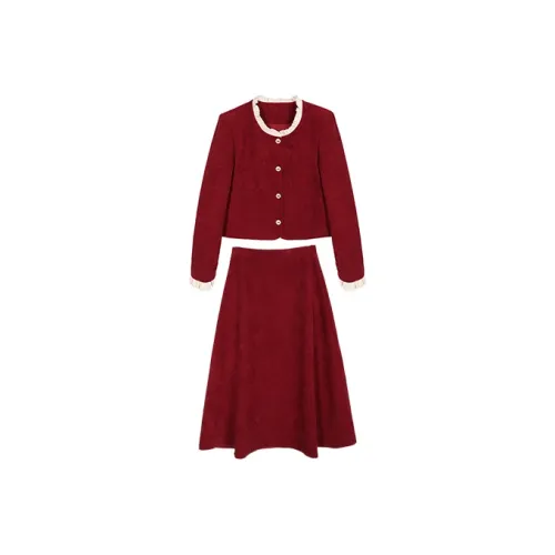 Still Quiet Skirt Set Women's Red