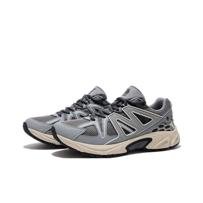 CAMEL Slip Resistant And Breathable Low Top Casual Running Shoes Men's-1