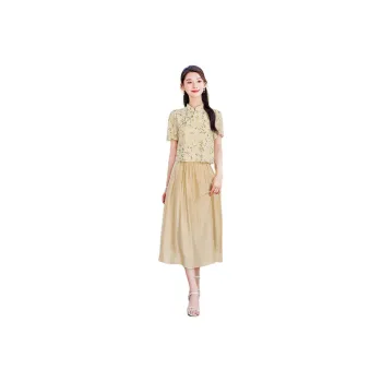 Like The Age Of Water Skirt Set Women's Apricot