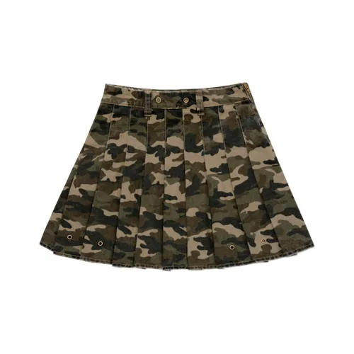 SMFK Wild World Wild World Series Casual Short Skirts Women's Green Camouflage