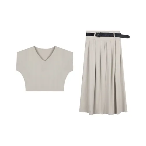 AURORA MUSE Skirt Set Women's Khaki