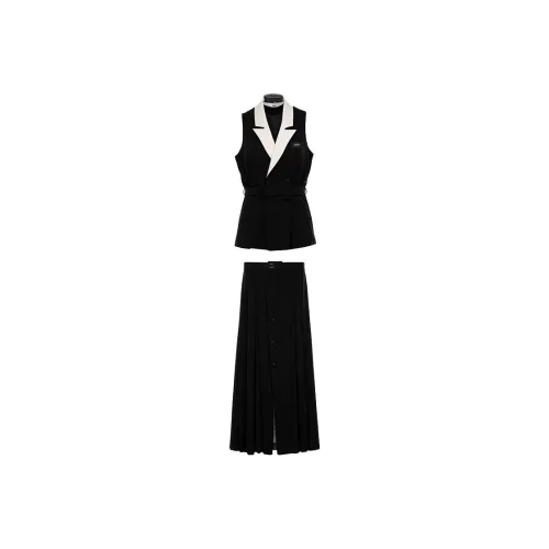 Mapping Casual Suits Women's