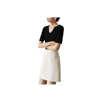 SHALLOW STREAMS Casual Short Skirts Women's Gentle Apricot