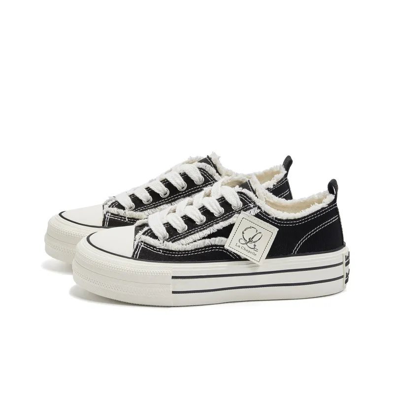 La Chapelle Abrasion Resistant Low Top Canvas Shoes Women's Black Beige-2