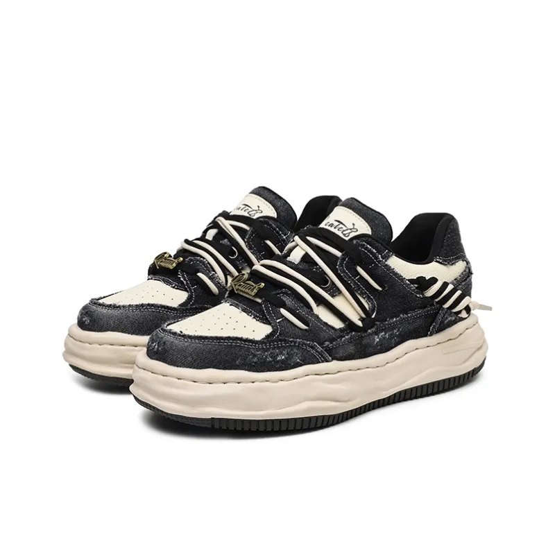 Angelmi Abrasion Resistant Height Increasing Low Top Skateboard Shoes Unisex Black-1