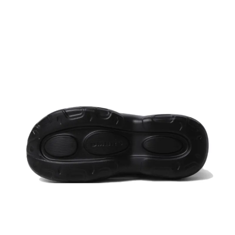Umbro Shock Absorbers With Slip Resistant Features Low Top Casual Shoes Unisex Black-4