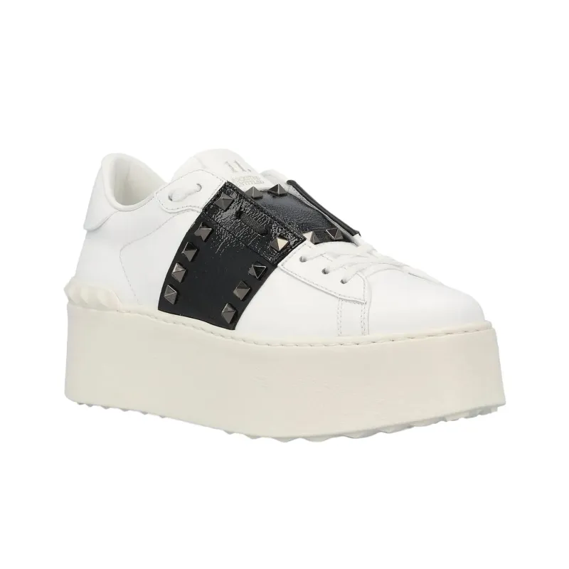 Valentino Rockstud Low Top Skateboard Shoes Women's White-2