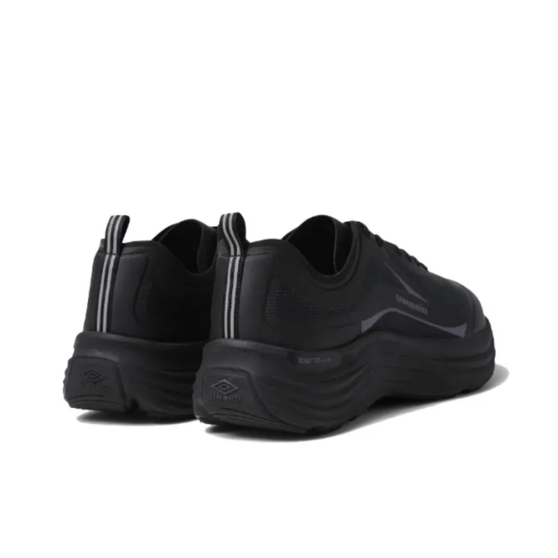 Umbro Anti Slip Wear Resistant Low Top Casual Shoes Unisex Black-2