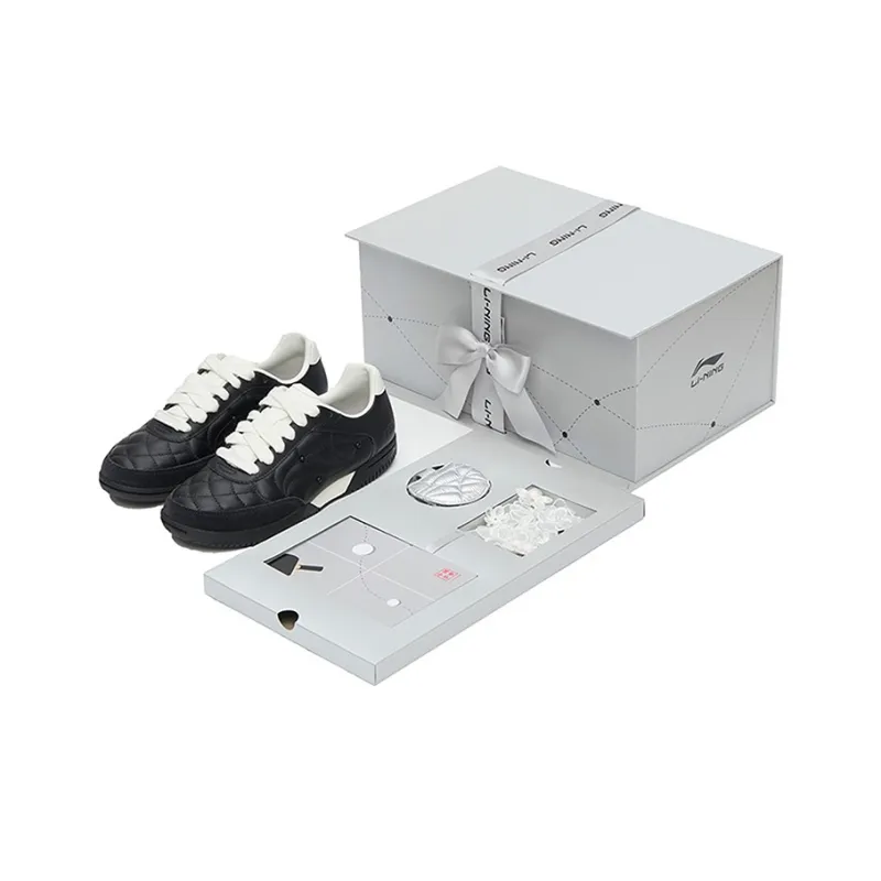 LiNing Shock Absorbers With Slip Resistant And Abrasion Resistant Properties Low Top Casual Shoes Unisex Black-0