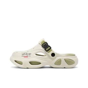 Budding Bear Clogs Men