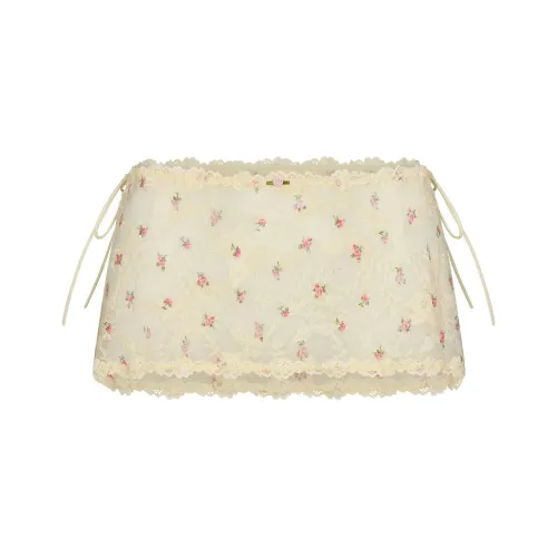 Skims Valentine's Day Collection Casual Short Skirts Women's BUTTER ROSEBUD PRINT/Butter Rose Bud Print
