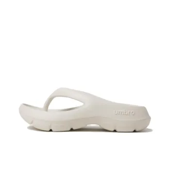 Umbro Abrasion Resistant Slip Resistant Flip Flops Unisex White