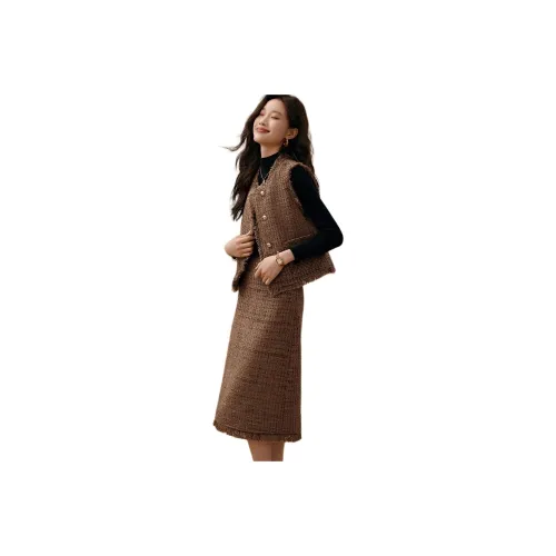 Mo Han Yi Mei Skirt Set Women's
