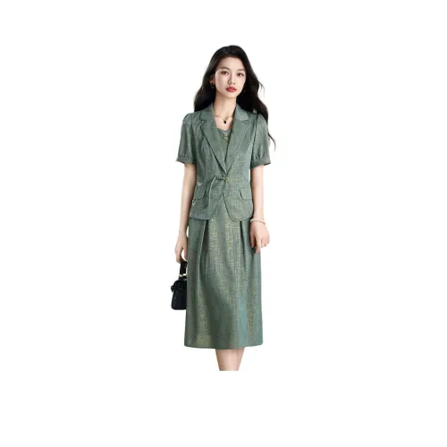 Mylan Two Piece Skirt Sets Women's Green