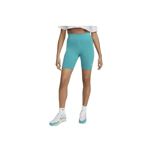 Nike Sportswear Classic Women's High Waisted 8' Biker Shorts