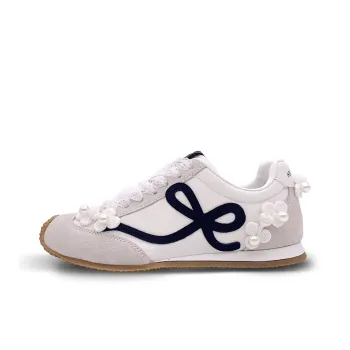 Hello Kitty White Low Top Casual Shoes Women's White Gray Black