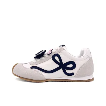 Hello Kitty Abrasion Resistant Breathable Low Top Casual Shoes Women's White Gray Black