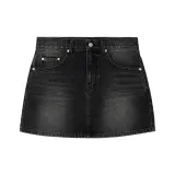 BLACK/Black