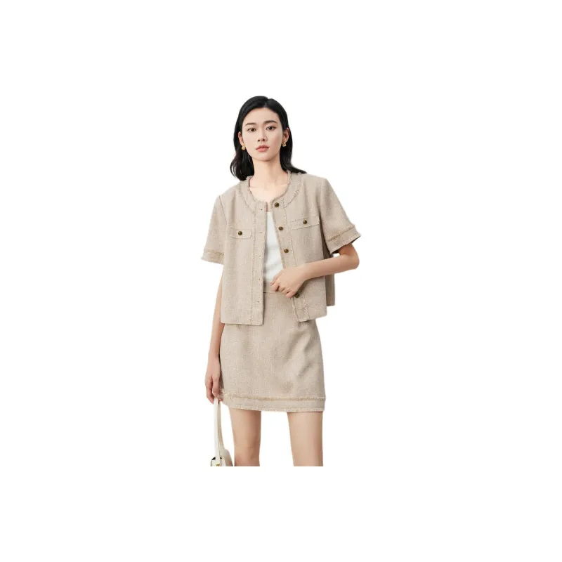 Initial Language Skirt Set Women's Coffee Apricot Color-0
