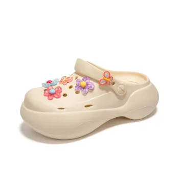 DAPHNE Clogs Women's