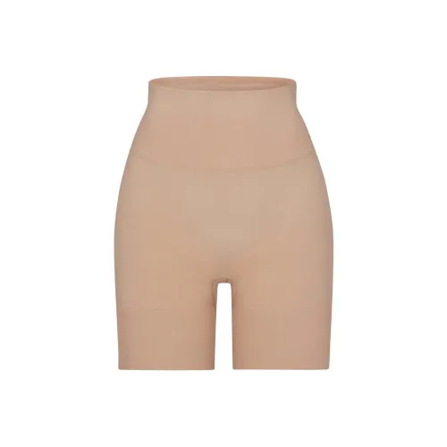 SKIMS SEAMLESS SCULPT BUTT ENHANCING SHORT Sports Shorts Women's Clay/CLAY