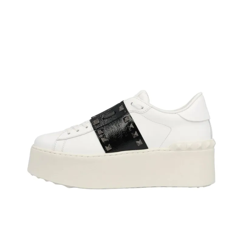 Valentino Rockstud Low Top Skateboard Shoes Women's White-0