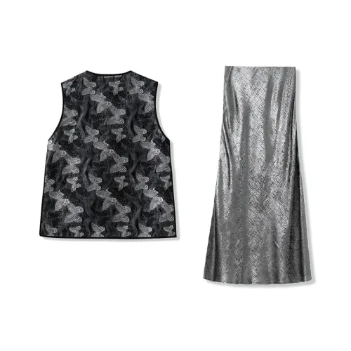CHARM PICK Skirt Set Women's Black