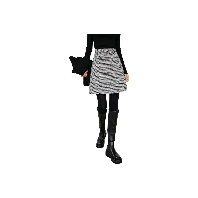 Late White Casual Short Skirts Women's Black-0
