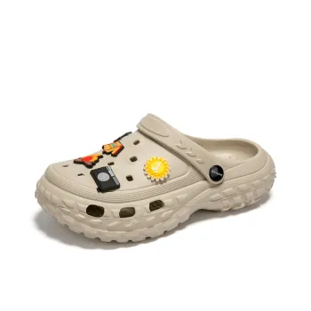 DAPHNE Clogs Women's