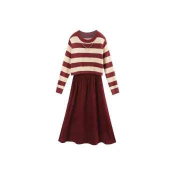 A Paradise For Awakening Skirt Set Women's Burgundy