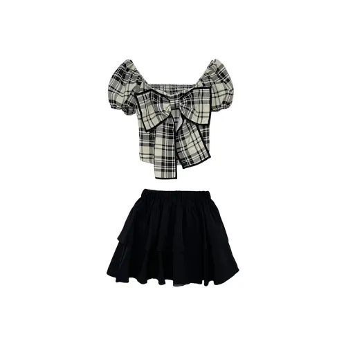 Incolore Skirt Set Women's Black White