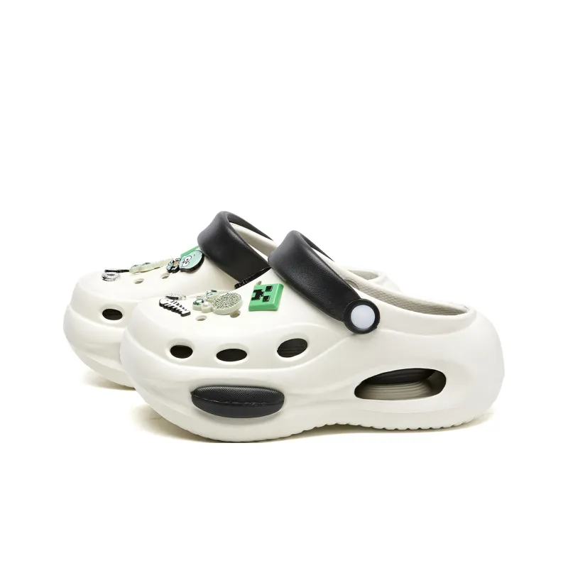 La Chapelle Clogs Women's Black-1
