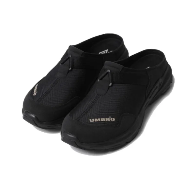 Umbro Abrasion Resistant Slip Resistant Closed Toe Slippers Unisex Black-1