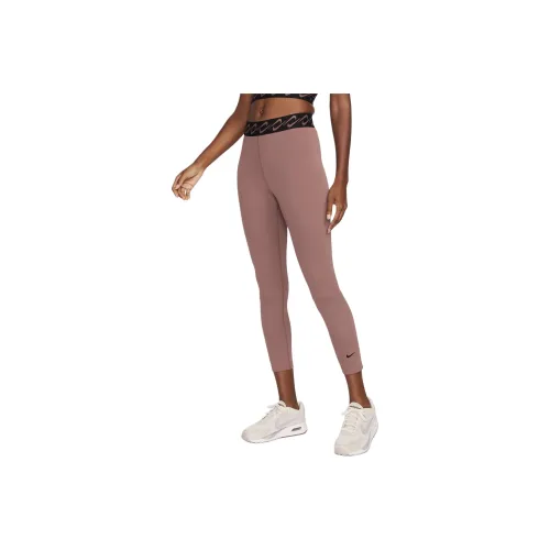 Nike Sportswear Classic Swoosh Women's High Waisted 7/8 Leggings