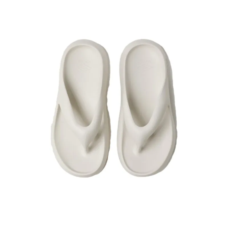 Umbro Abrasion Resistant Slip Resistant Flip Flops Unisex White-3