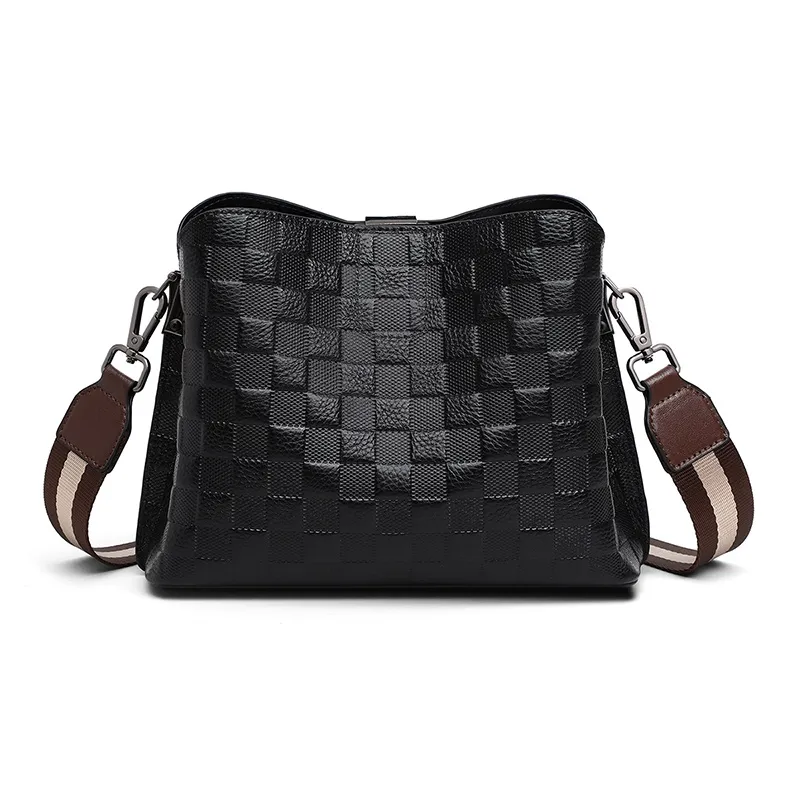EBLAN Cow Leather Shoulder Bag, Crossbody Bag, Bucket Bag Regular Women's Black-4