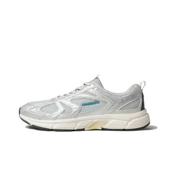 Umbro Cushioning, Wear Resistant Low Top Running Shoes Unisex Silver Gray