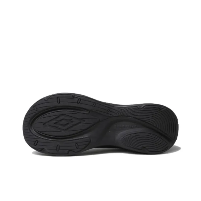 Umbro Anti Slip Wear Resistant Low Top Casual Shoes Unisex Black-4