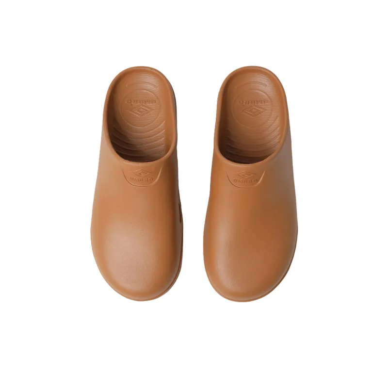 Umbro PHYLON Quiet Abrasion Resistant Closed Toe Slippers Unisex Brown-3