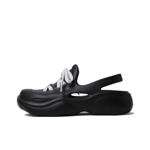 Umbro Shock Absorbers With Slip Resistant Features Low Top Casual Shoes Unisex Black