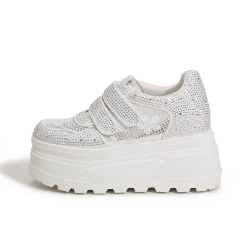 Milan Love Song Low Top Casual Shoes Women's