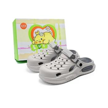 Budding Bear Clogs Men