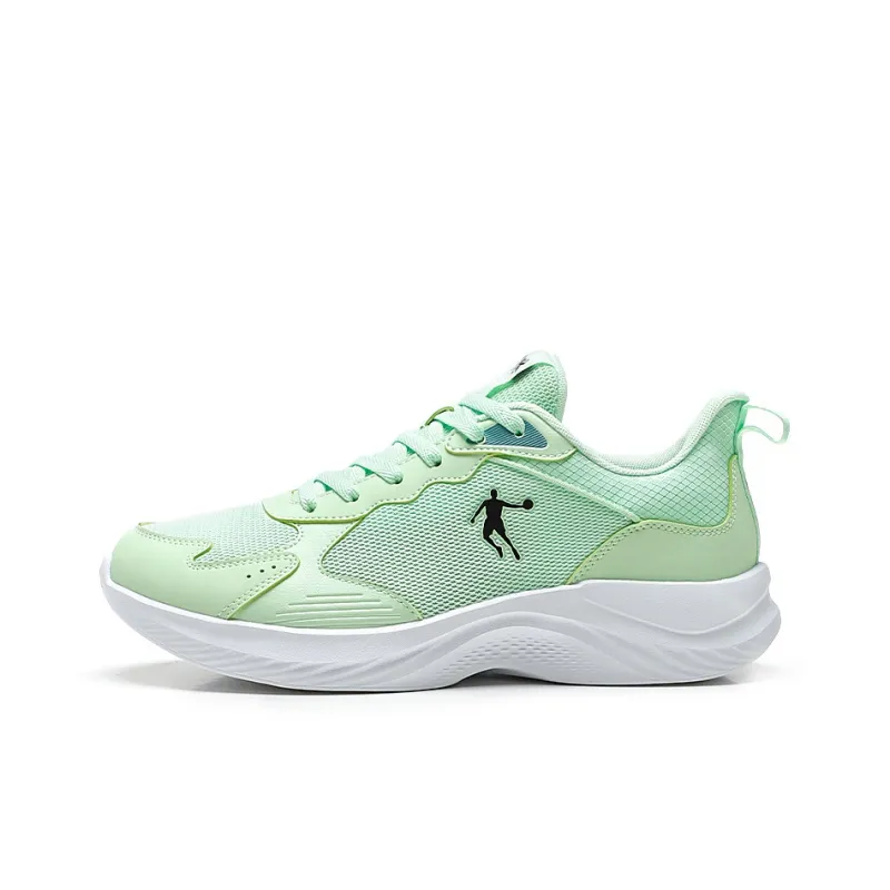 QIAODAN Anti Slip Wear Resistant Low Top Running Shoes Men's Green-0