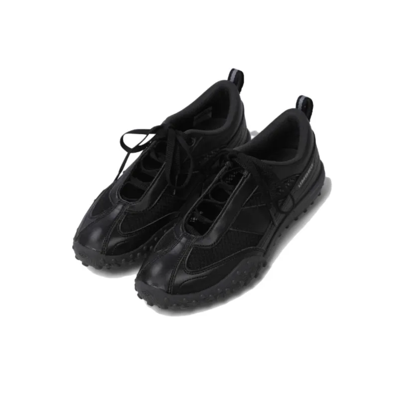 Umbro Anti Slip Wear Resistant Low Top Casual Shoes Unisex Black-1